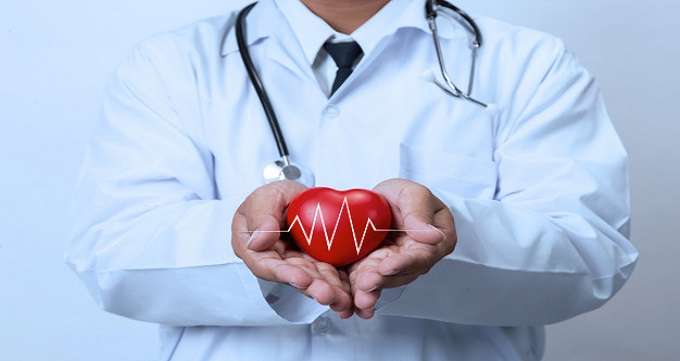 بیماری آریتمی قلبی با ضربان غیرعادی قلب همراه است