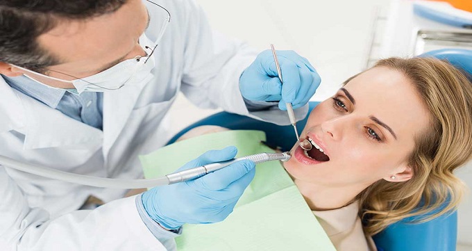 بهترین جراح دندانپزشک در اصفهان + لیست 10 تایی