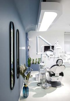 مرکز دندانپزشکی تخصصی آمیتیس