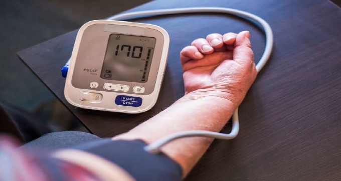 فشار خون بالا چه دلايلي دارد؟
