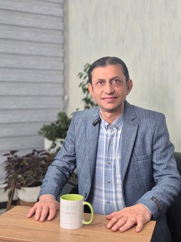 آقای دکتر محمد زنگنه 