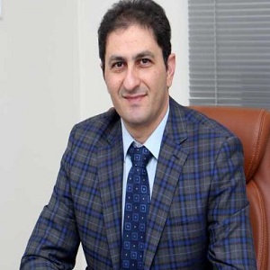 دکتر ابراهیم حاجی زاده