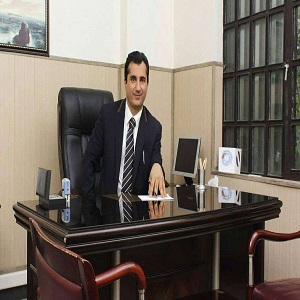 دکتر سید شاهرخ تقوی