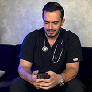 دکتر علی رضوانی 