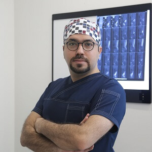 دکتر بهامین عطار