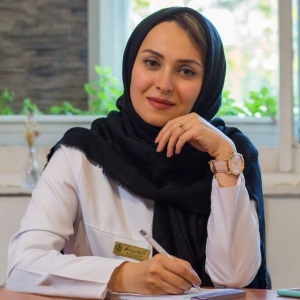 دکتر عطیه مهدی زاده 