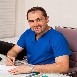 دکتر علیرضا صابری