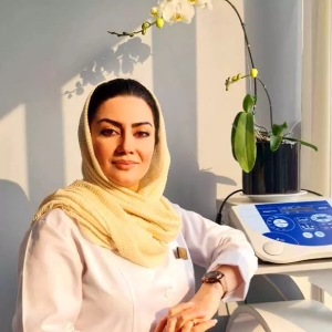 دکتر رها شمس صالحی