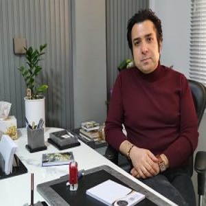 دکتر بابک سعادت فر