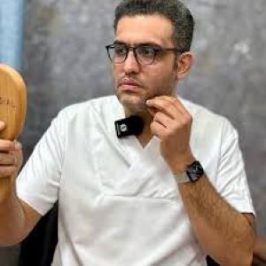 دکتر نعیم کلینی