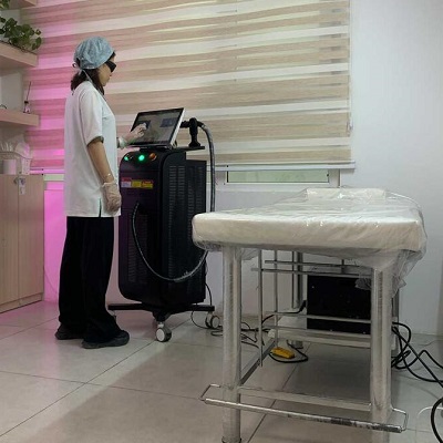 کلینیک تخصصی لیزر نگین